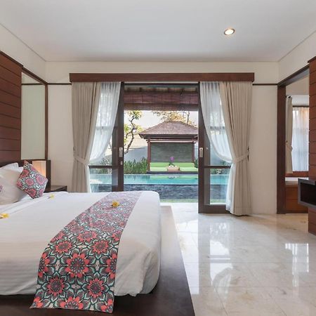 Villa Litera Seminyak  Exterior photo